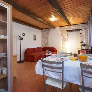Perla Apartment