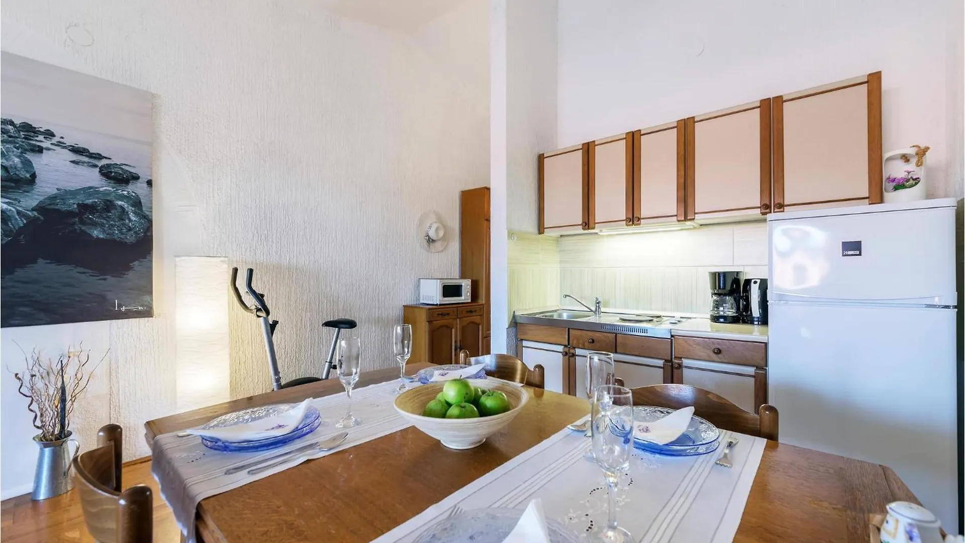 1 Bedroom Gorgeous Apartment In Vrsar