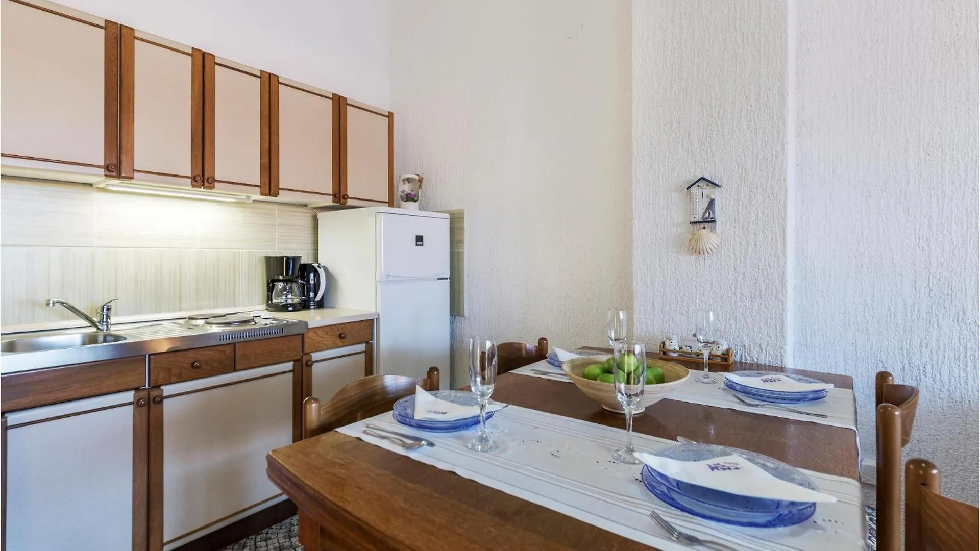 1 Bedroom Gorgeous Apartment In Vrsar Croatia